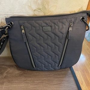 Lug Crossbody swivel convertible